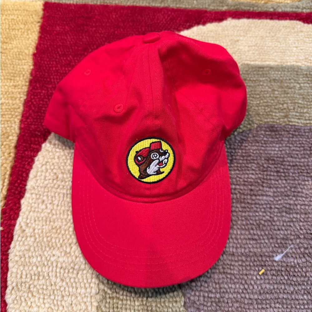 Like-New Buc-ee’s Bucee’s Red Baseball Cap Hat Unisex Youth Kids One Size Cotton